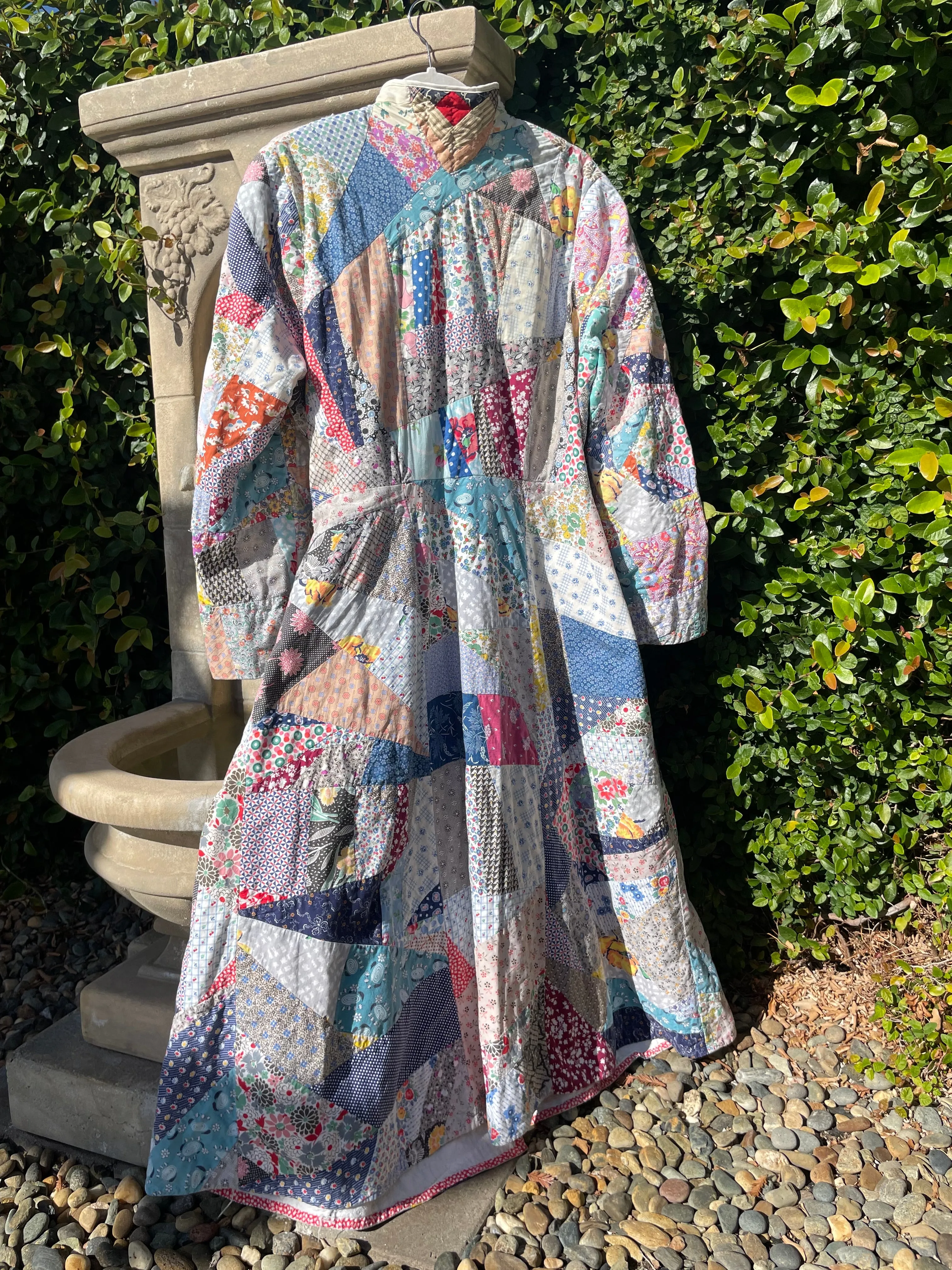 1930s Cotton Crazy Quilt Wrap Style Robe/ Dressing Gown