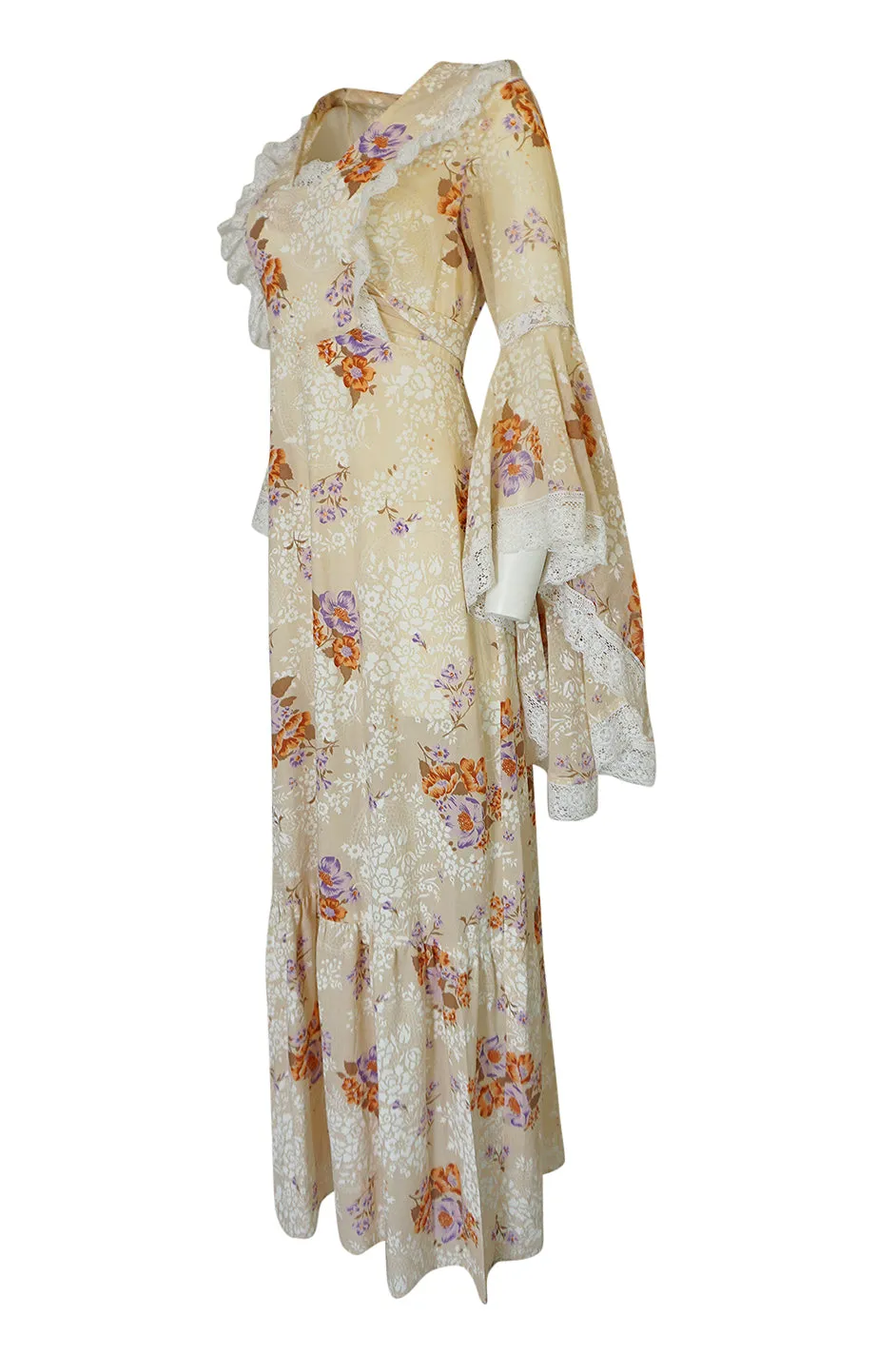 1970s Printed Angel Sleeve Floral Print Cotton Dress