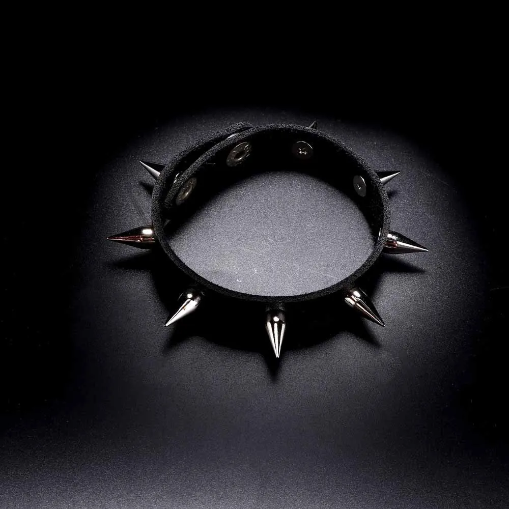 1977 Punk Style Bracelet with Rivets