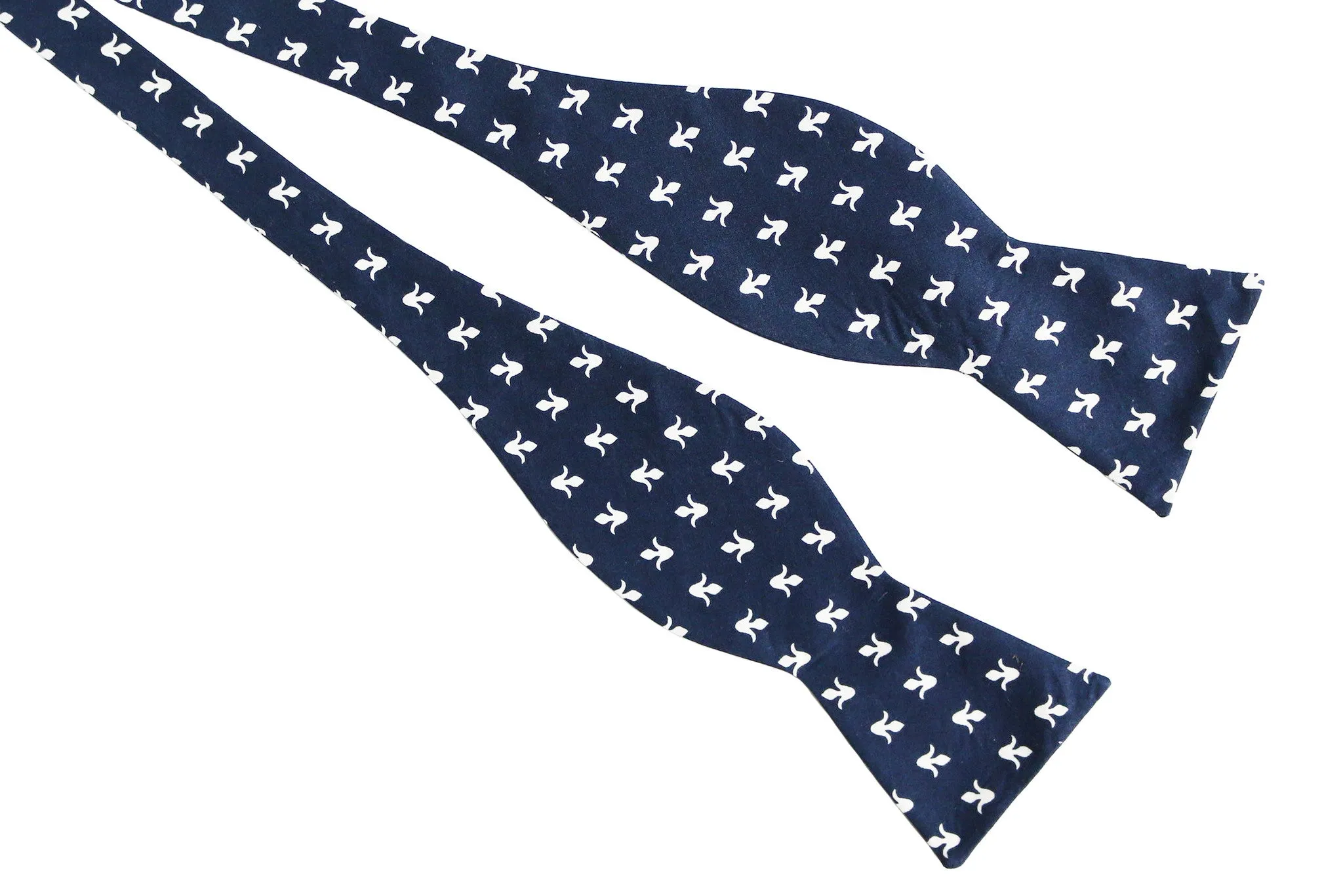 Blue Fleur de Lis Bow Tie