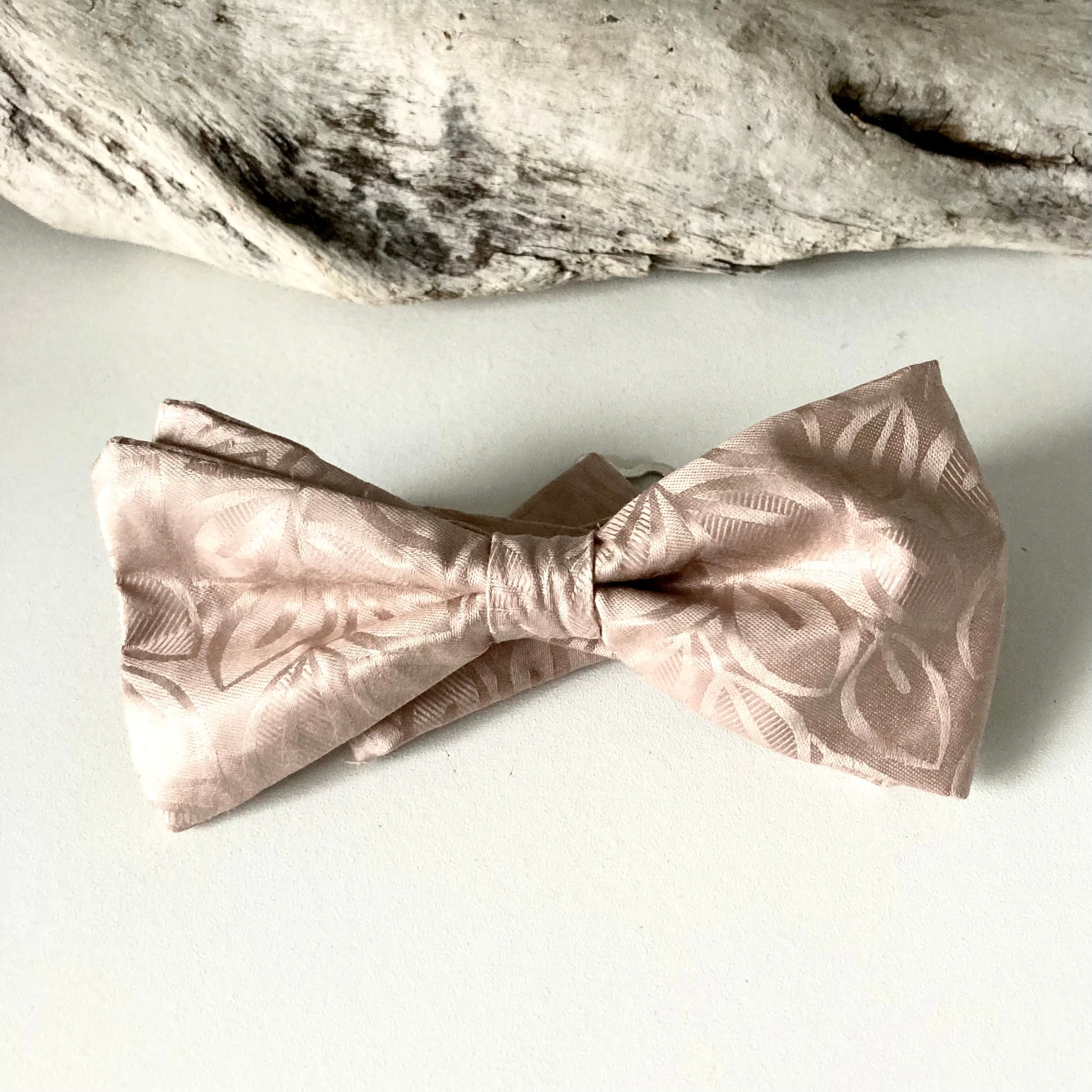 Bow Tie - Koani