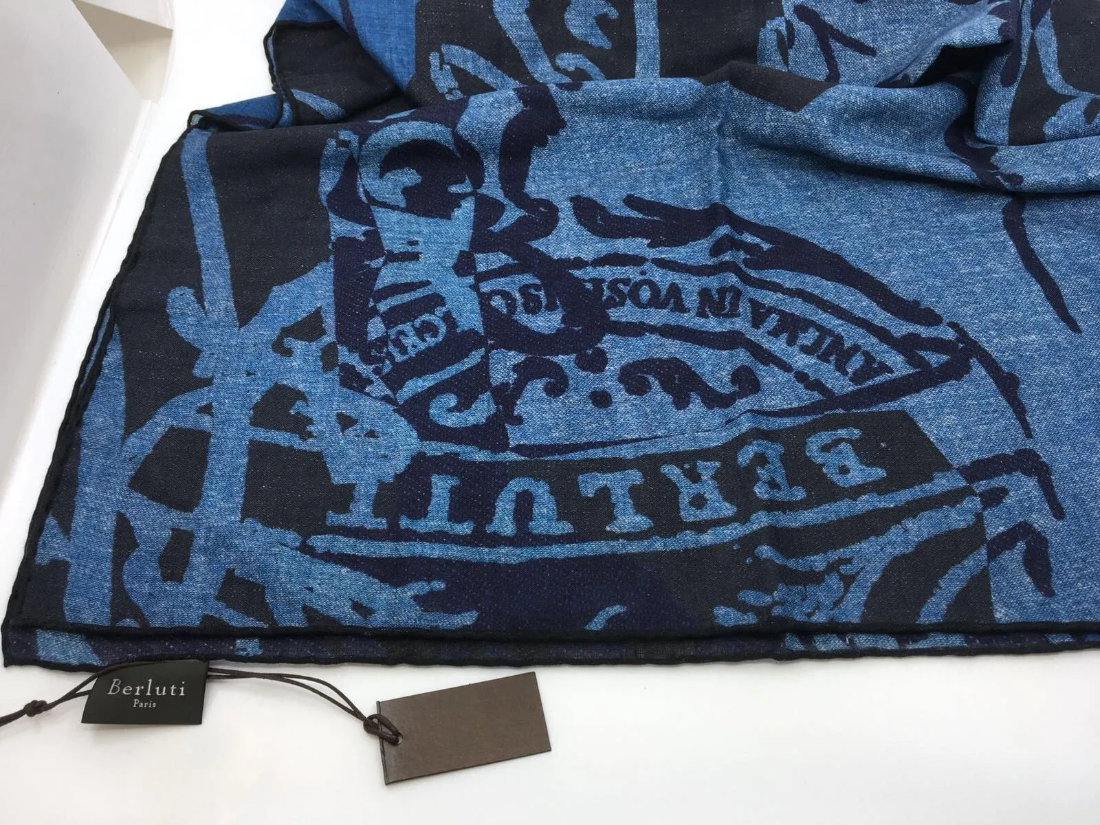Cashmere & Silk Scritto Scarf