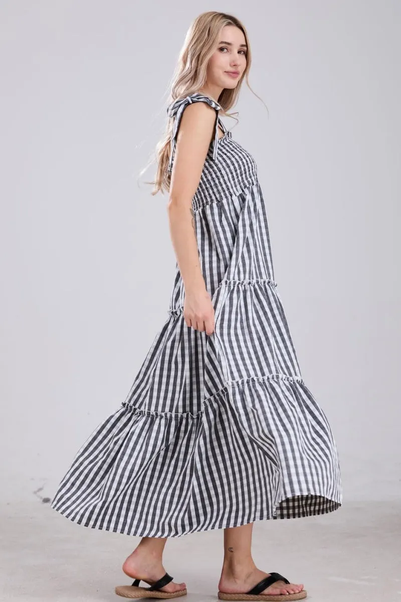 Chouyatou Women's 2024 Summer Boho Plaid Smocked Dress Spaghetti Strap Square Neck A Line Tiered Long Maxi Dress