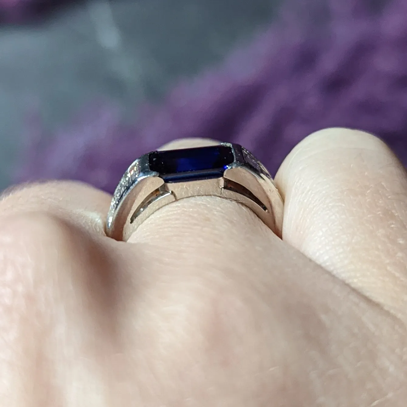 Contemporary 3.32 CTW Sapphire Diamond Platinum Unisex Band Ring