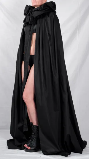 Cotton Cape with Balloon Collar