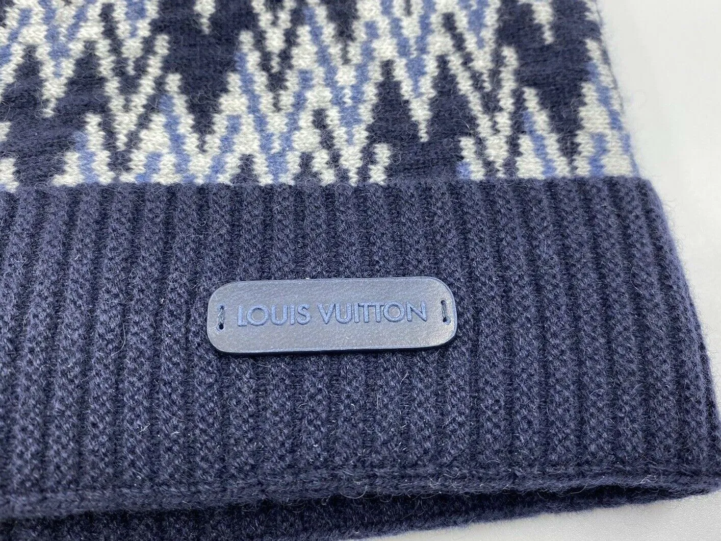 Courchevel Tuque Hat 100% Cashmere