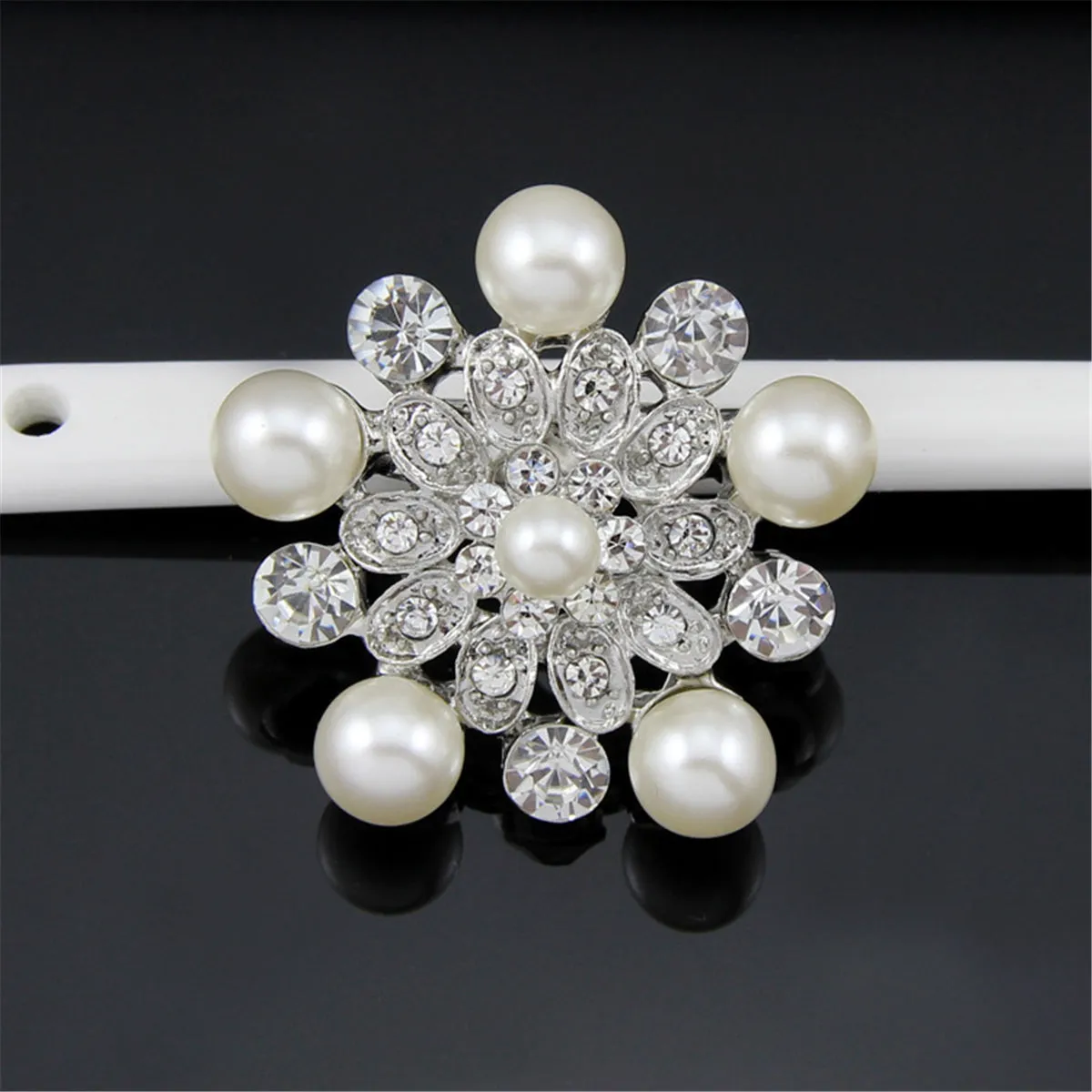 Cubic Zirconia & Pearl Silver-Plated Flower Brooch