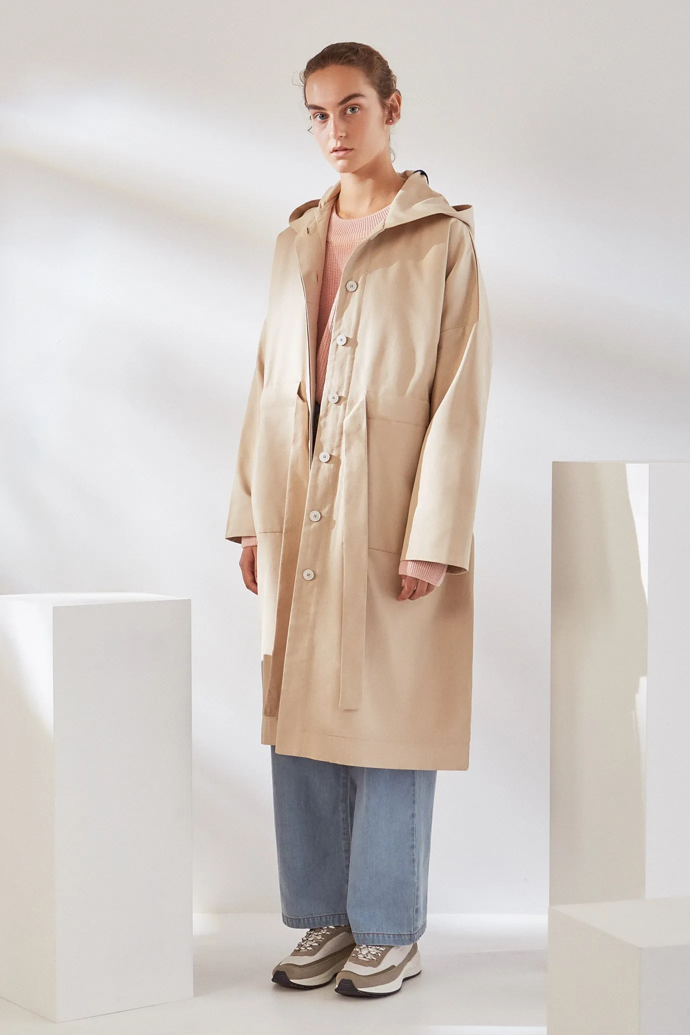 Kowtow Shelter Anorak - Sand or Black Canvas