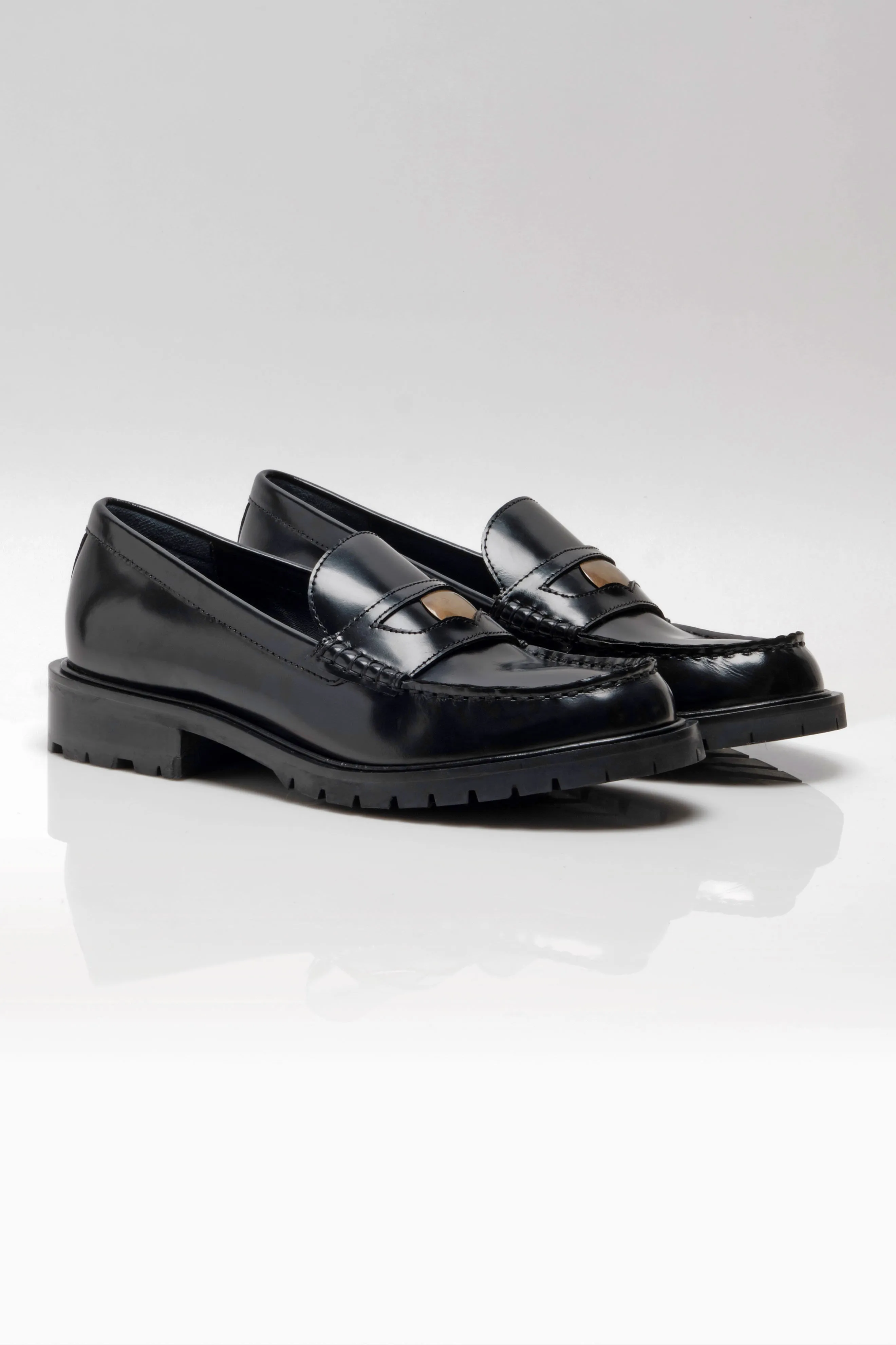 Liv Loafers