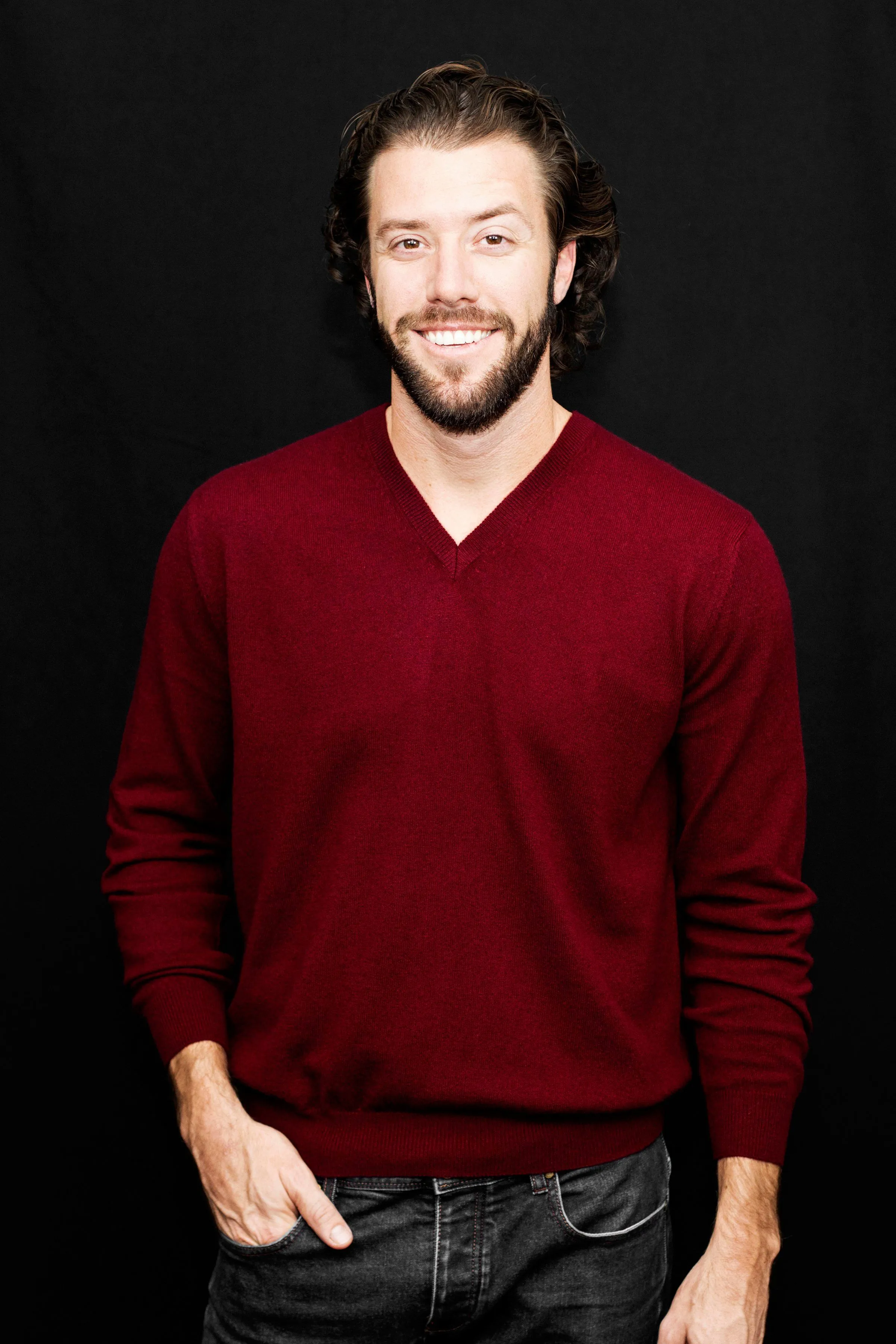 Mens Cashmere V-Neck Sweater - Dark Red