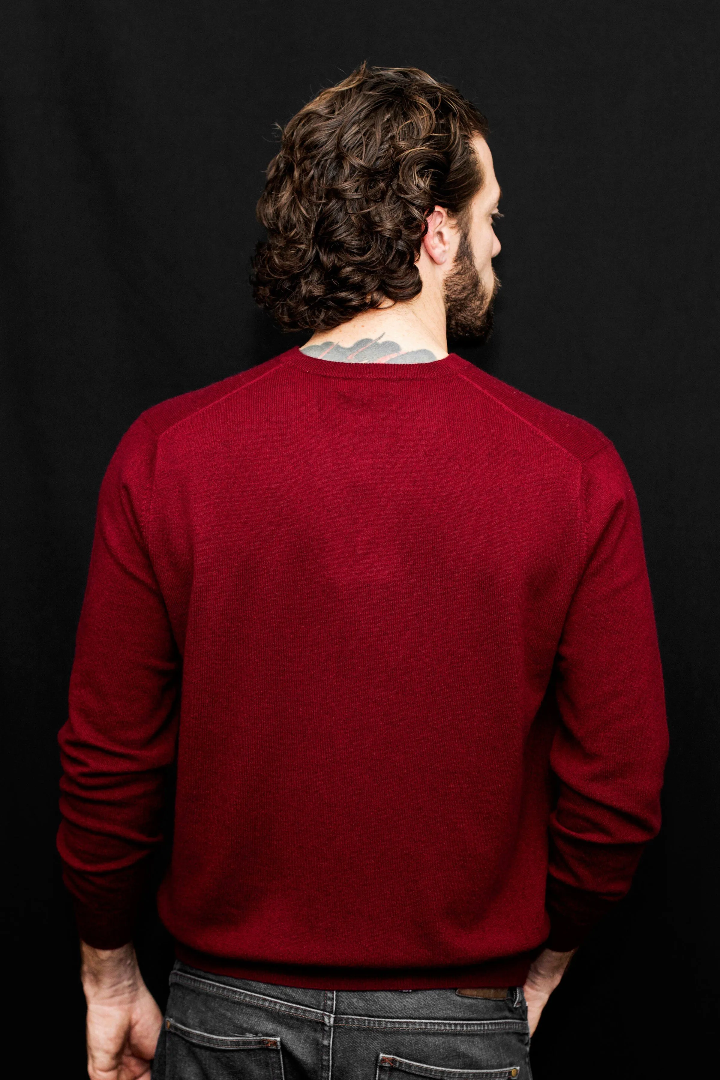 Mens Cashmere V-Neck Sweater - Dark Red