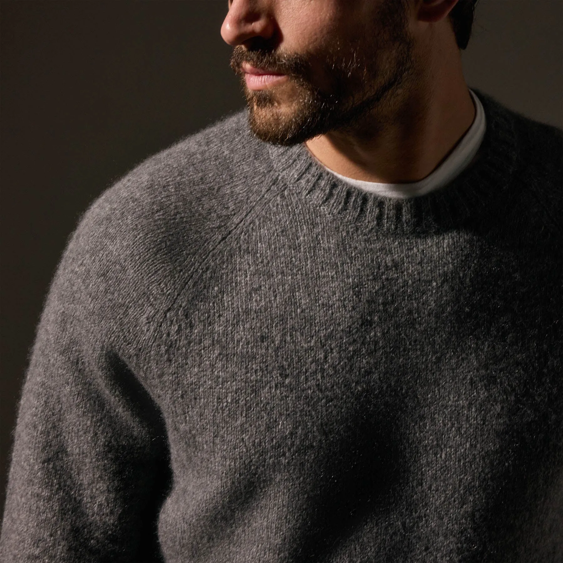 Men's Lightweight Textured Cashmere Crew Gift Set - Thunder/Azure
