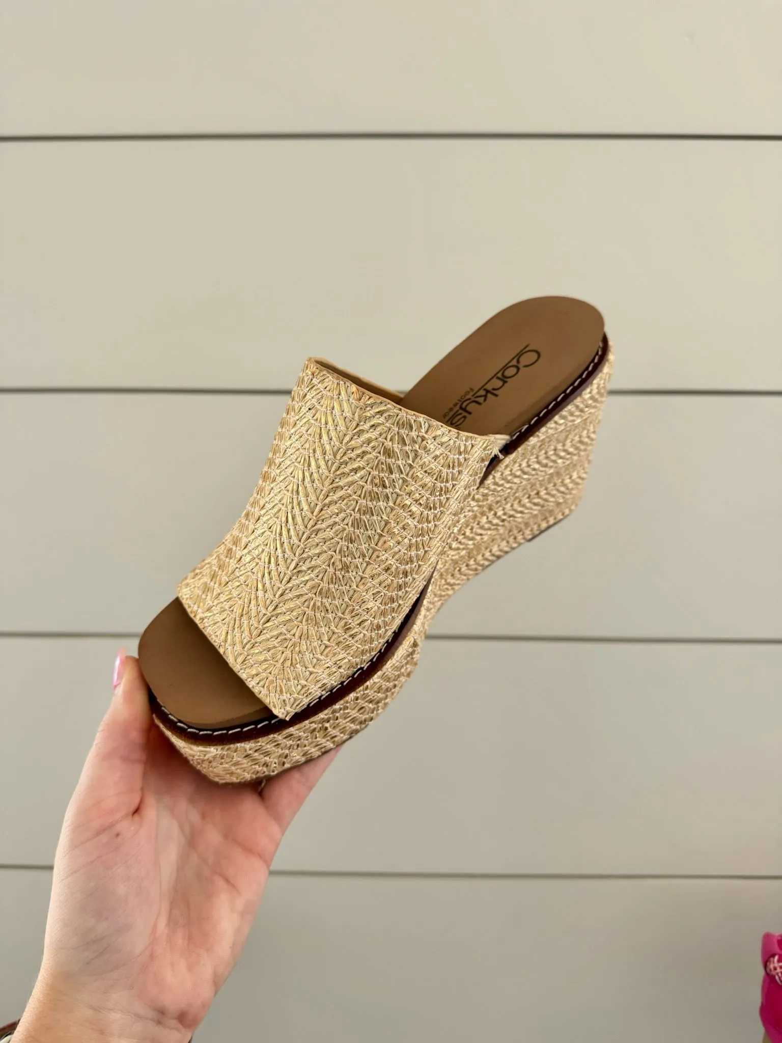 Mugshot by Corkys - Gold Wash Raffia