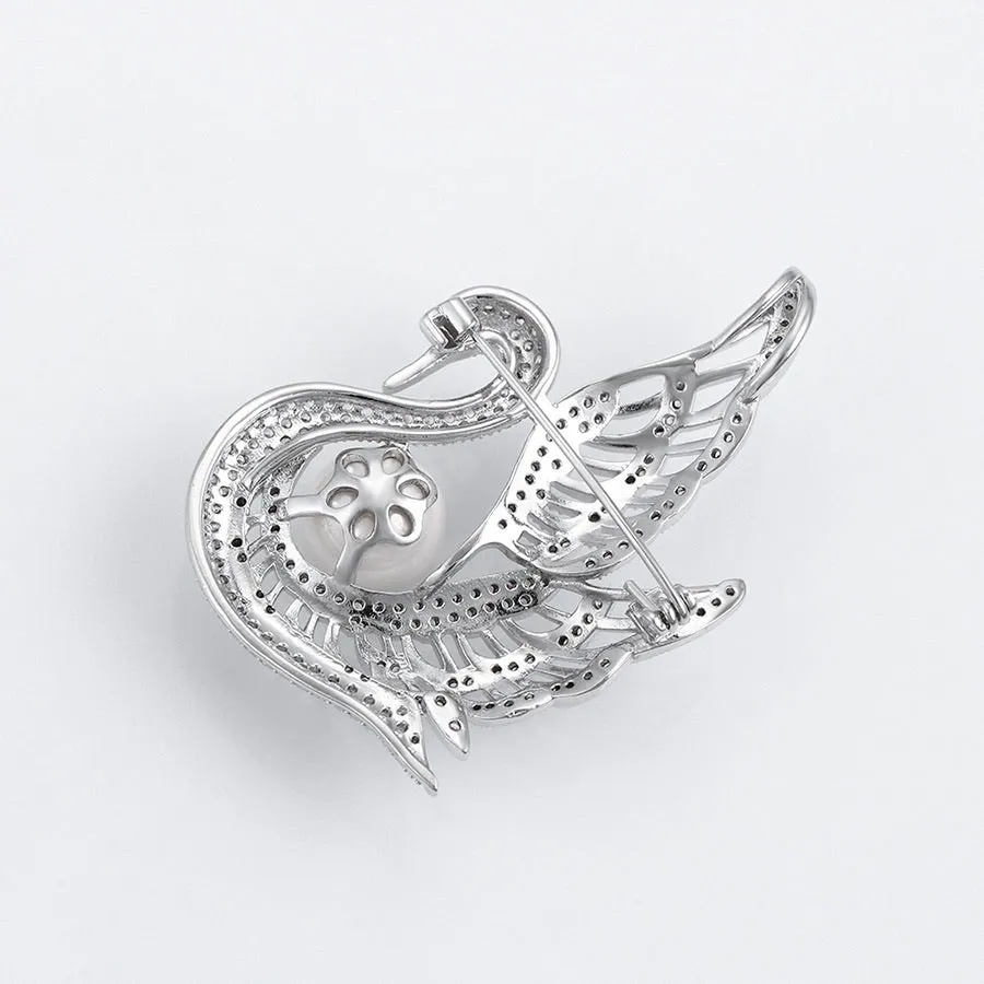 Pretty Brooch CZ Diamond & Pearl Swan Rhodium Plated