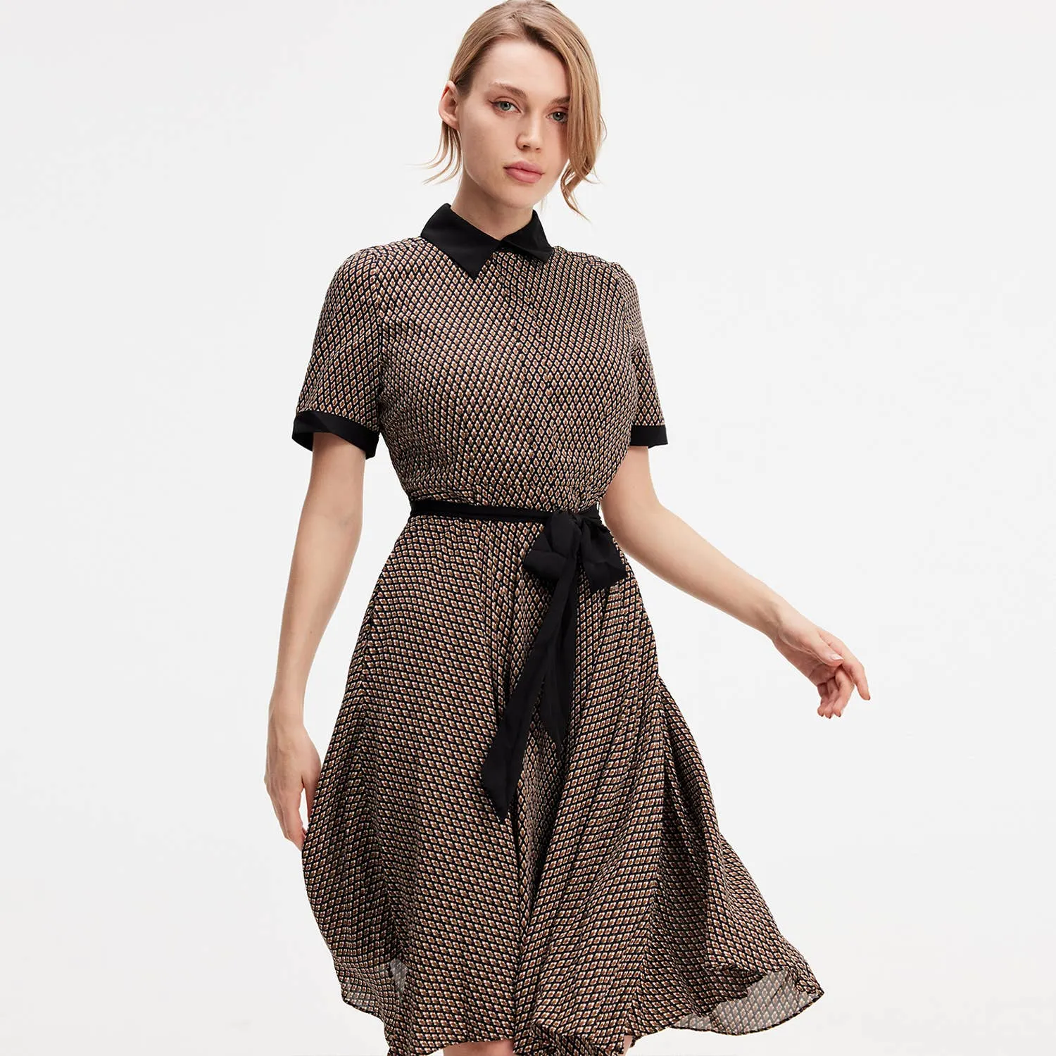 Printed shirt dress with contrast collar