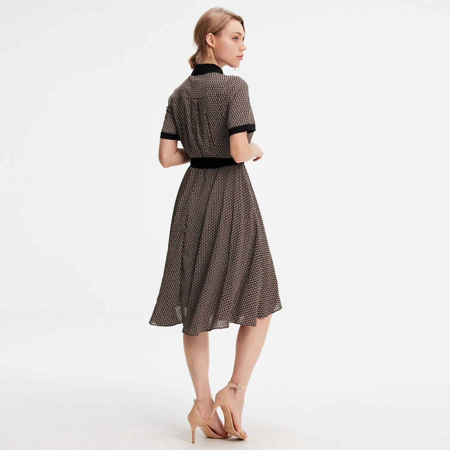 Printed shirt dress with contrast collar