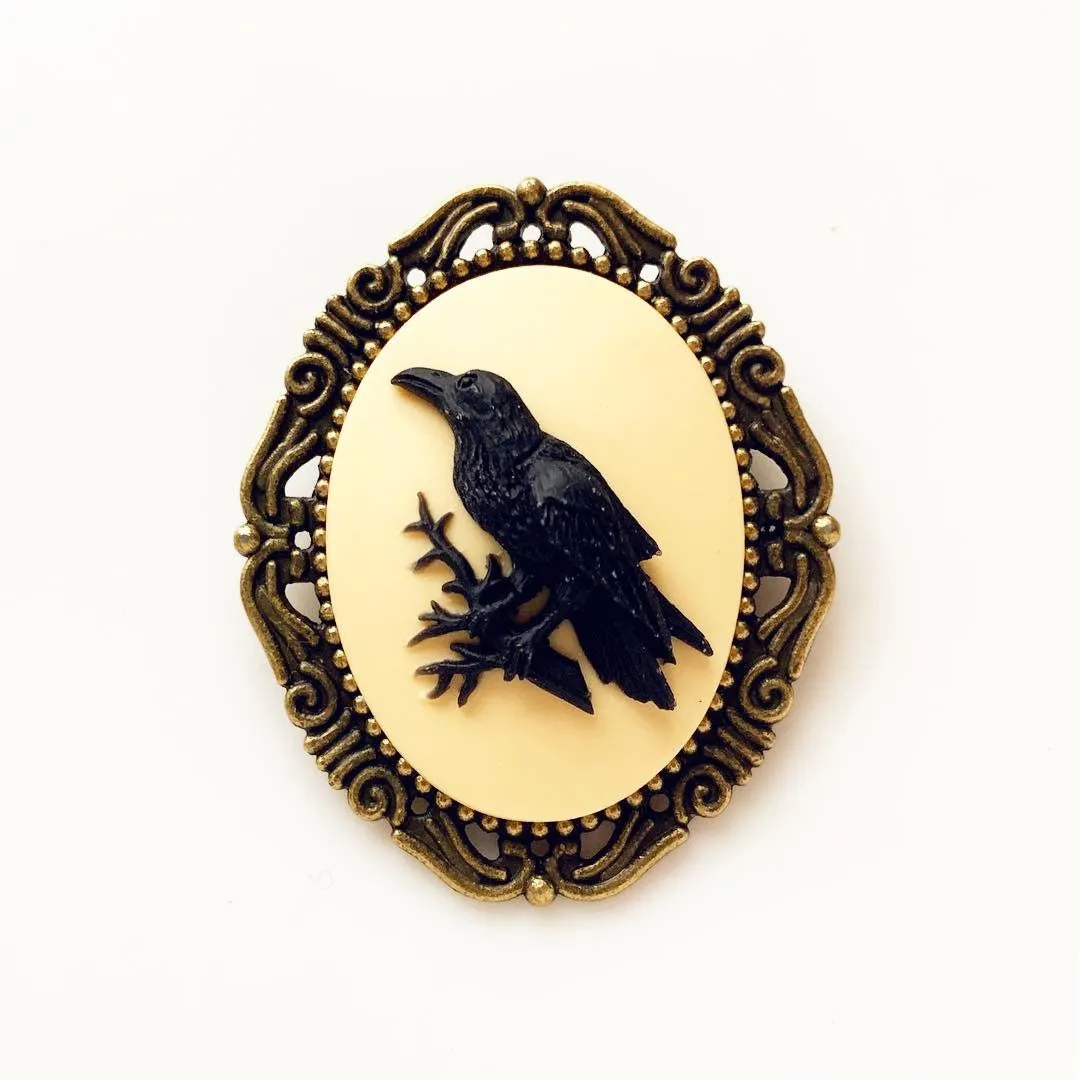 Raven Cameo Brooch in Bronze Large Size