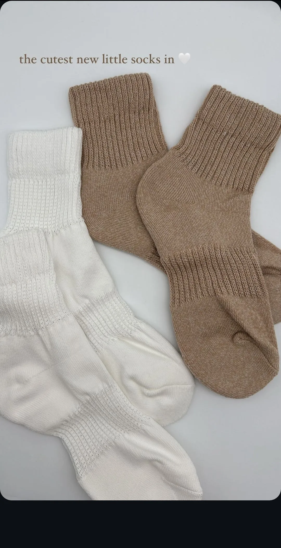 RIBBED SOLID QUARTER SPORTY SOCKS