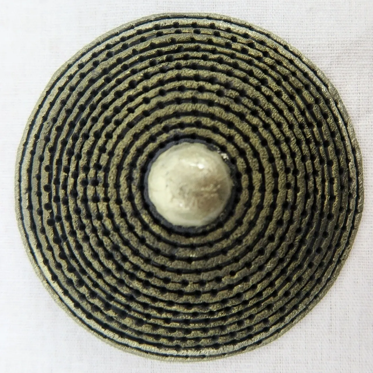 Yetholm Shield Celtic Brooch - Metallic Gold